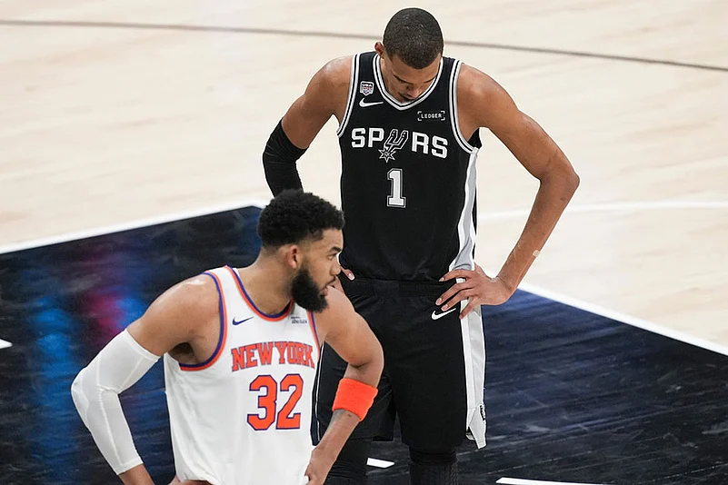 NBA Basketball: New York Knicks vs San Antonio Spurs
