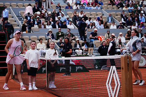 Russia's Mirra Andreeva and Ukraine's Marta Kostyuk didn't shake hands at the start of the French Open 2026 semi-final match.