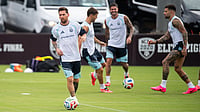 AP Photo : Argentina's Lionel Messi, left, participates in a training session at Texas A&M's Ellis Field ahead of the FIFA World Cup 2026 international friendly between Argentina and Honduras.