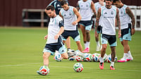 AP Photo : Argentina's Lionel Messi, left, participates in a training session at Texas A&M's Ellis Field ahead of the FIFA World Cup 2026 international friendly between Argentina and Honduras.