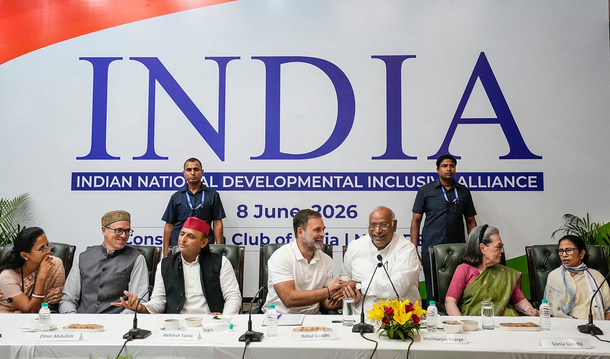 Congress President Mallikarjun Kharge, Lok Sabha LoP Rahul Gandhi, Samajwadi Party MP Akhilesh Yadav, NCP (SP) MP Supriya Sule, JKNC leader Omar Abdullah, Congress MP Sonia Gandhi and TMC supremo Mamata Banerjee during the INDIA bloc meeting, in New Delhi, Monday, June 8, 2026. -  (PTI Photo/Salman Ali)