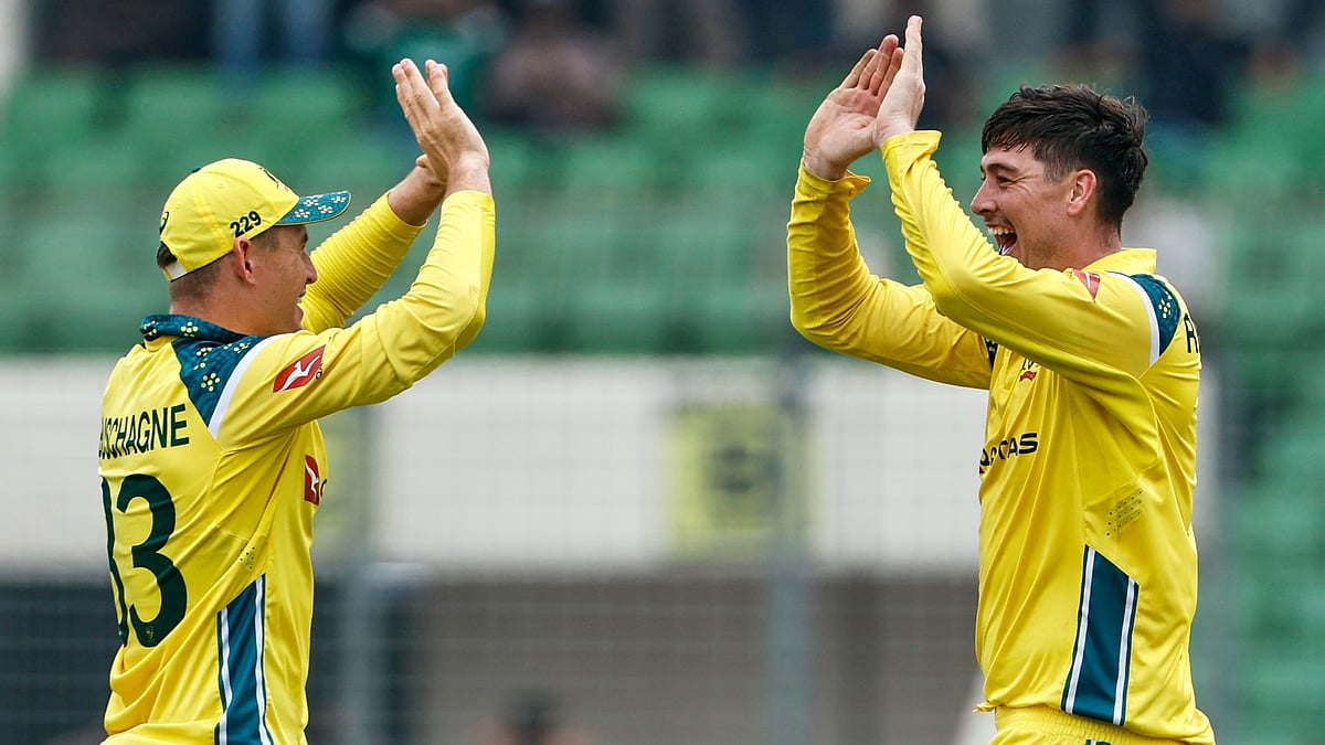 Australia's Matt Renshaw, right, celebrates the wicket of Bangladesh's Litton Das during the first one day international cricket match between Australia and Bangladesh in Mirpur, Bangladesh, Tuesday, June 9, 2026 - (AP Photo/Mosaraf Hossain)