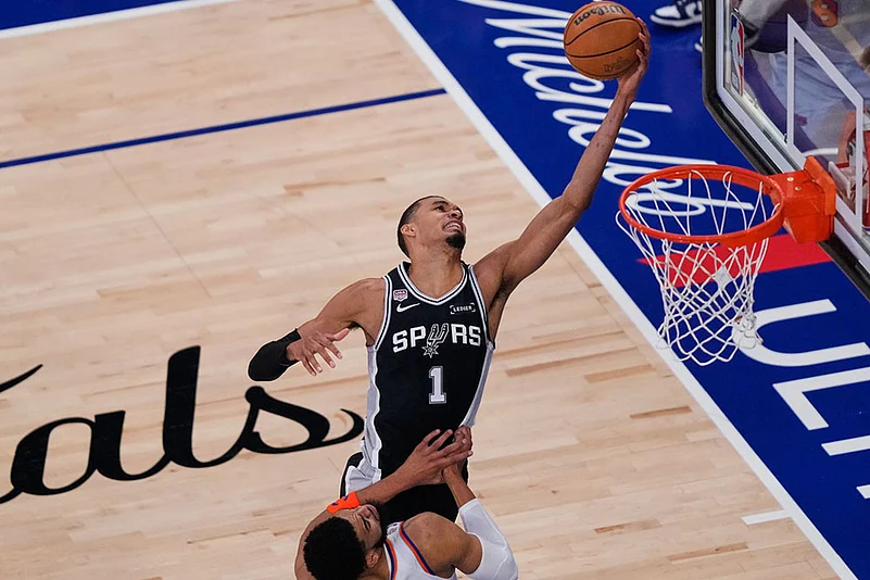 NBA Finals Basketball Series: San Antonio Spurs vs New York Knicks