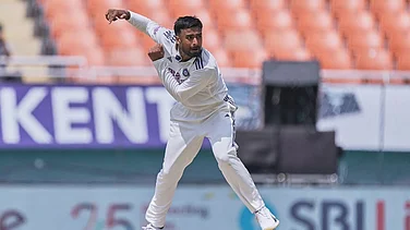 | Photo: AP/Ashwini Bhatia