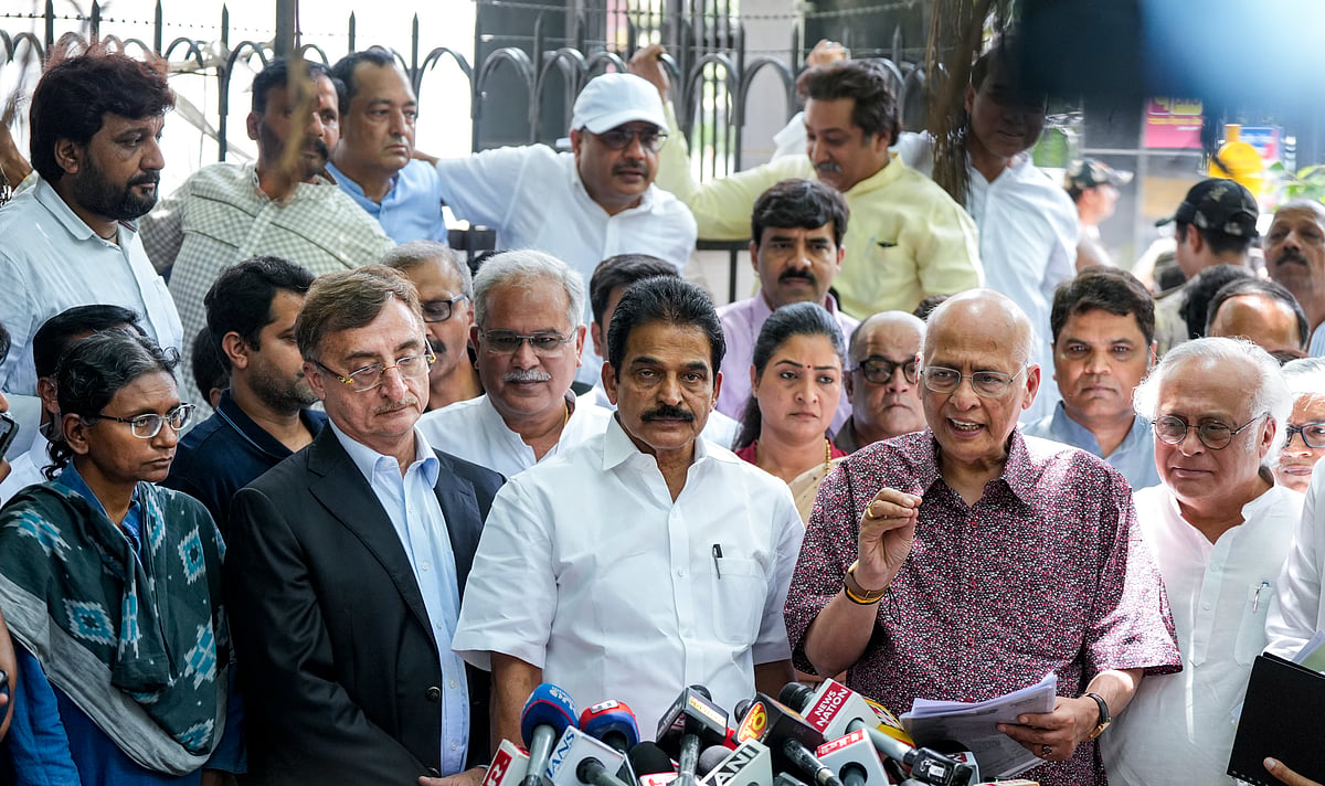 (PTI Photo/Salman Ali)  : Congress leaders KC Venugopal, Jairam Ramesh, Bhupesh Baghel, Abhishek Singhvi, Vivek Tankha, Meenakshi Natarajan, Alka Lamba and others address the media after a meeting with the Election Commission (EC), at Nirvachan Sadan, in New Delhi, Wednesday, June 10, 2026. Top Congress leaders met the EC on Wednesday, alleging that the nomination papers of Meenakshi Natarajan, its Rajya Sabha candidate from Madhya Pradesh, were wrongly rejected. 
