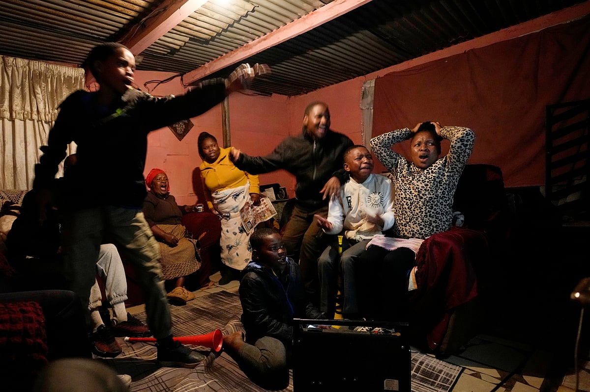Mexico vs south Africa fifa world cup 2026 group a match reactions Vereeniging family ap photo