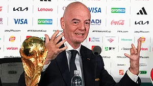AP Photo : FIFA President Gianni Infantino speaks during a news conference at the stadium in Mexico City, Wednesday, June 10, 2026, a day before the opening FIFA World Cup match between Mexico and South Africa