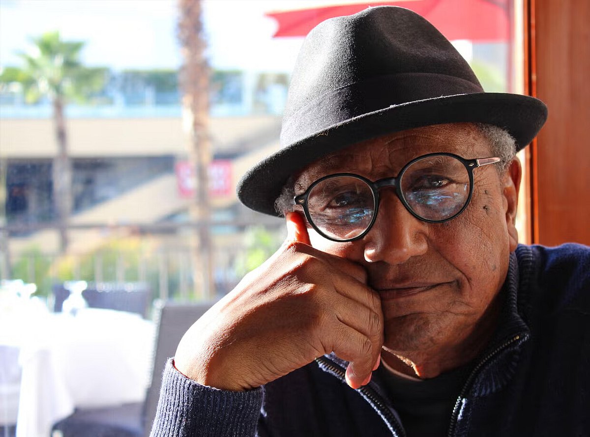 Floyd Norman - X