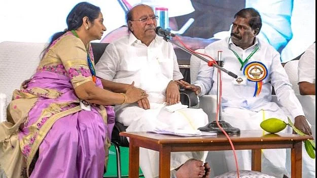 NITI Aayog Meet: Ramadoss Urges TN CM to Press the Centre on Several Demands
