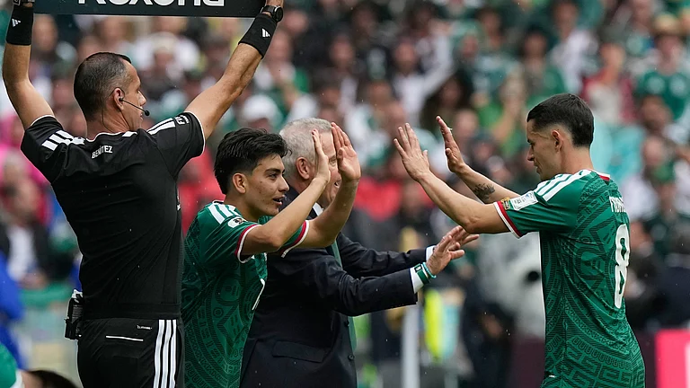 Mexico's Gilberto Mora enters the field to replace Alvaro Fidalgo during the World Cup Group A soccer match between Mexico and South Africa in Mexico City, Thursday, June 11, 2026. - (AP Photo/Fernando Llano)