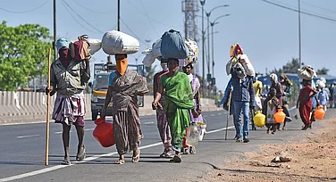 Skipping Meals, Selling Assets, Returning Home: How Vulnerable Indian Families Battled The Covid-19 Crisis, Study Finds