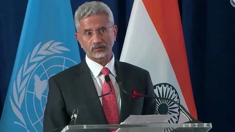 Jaishankar Calls For Resilient Supply Chains, Diplomacy Amid Global Conflicts At Finland Forum - null