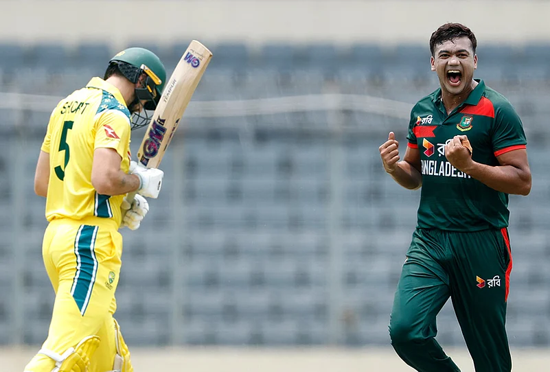 bangaladesh vs australia 2nd ODI cricket highlights-Taskin Ahmed