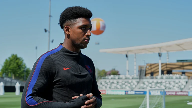 United States' Alex Freeman attends a training session ahead of his FIFA World Cup match against Paraguay at its World Cup soccer tournament training base in Irvine, Calif., Thursday, June 11, 2026. - (AP Photo/Andre Penner)