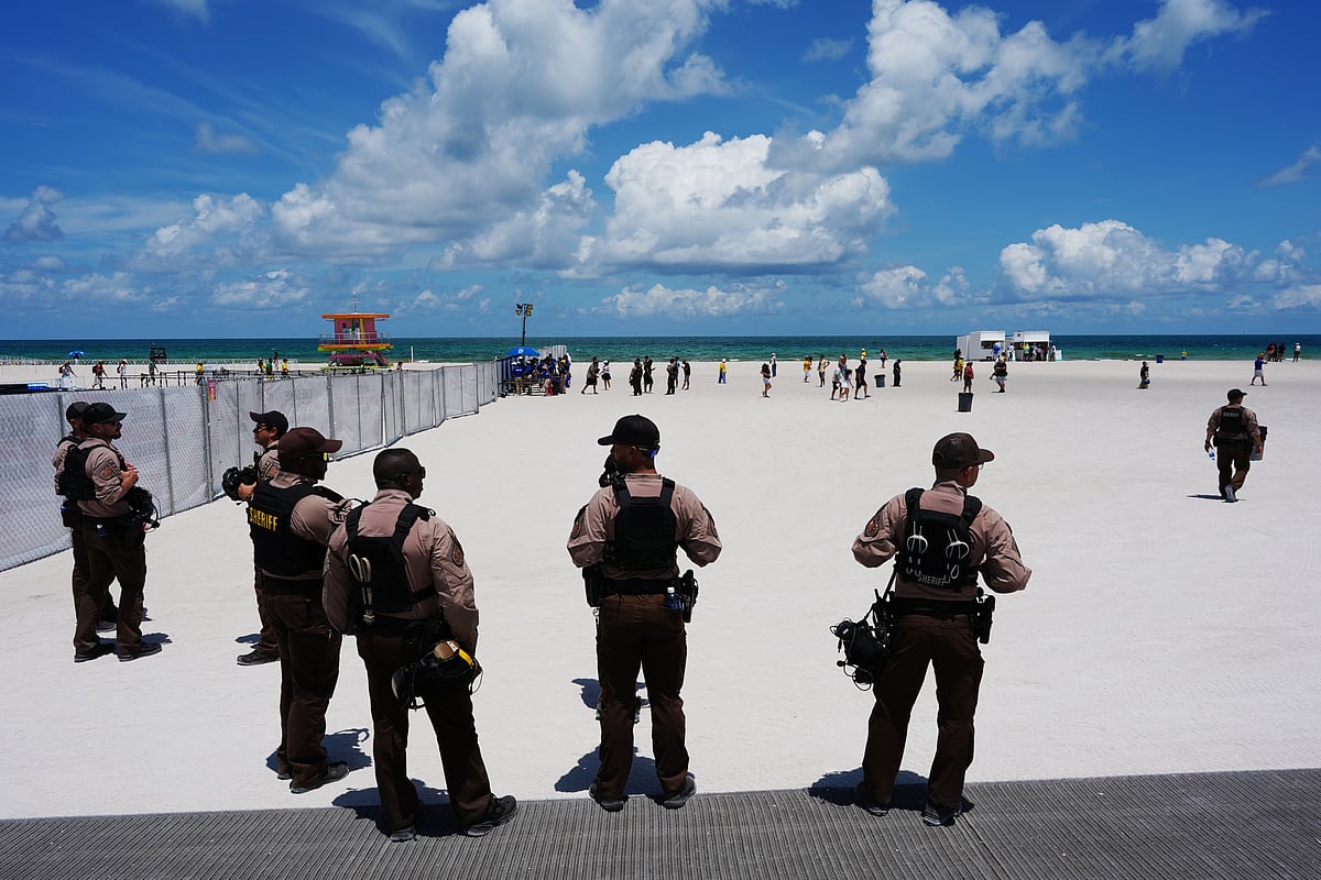 Mexico vs south Africa fifa world cup 2026 group a match reactions Miami Beach police ap photo