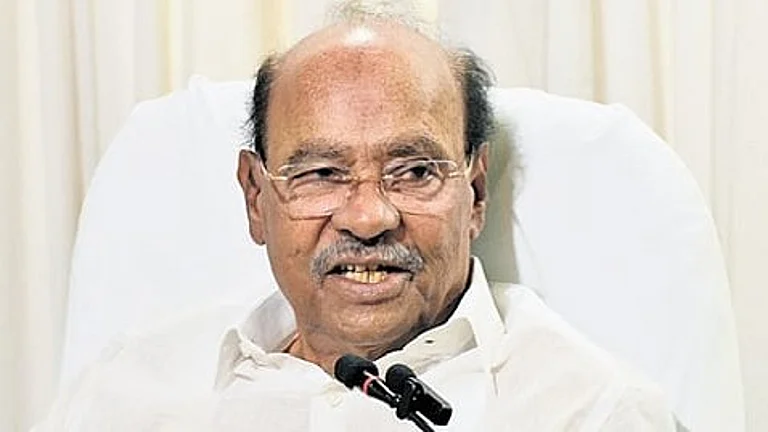 PMK demands TN Govt Shift to Monthly Electricity Billing Cycle - null