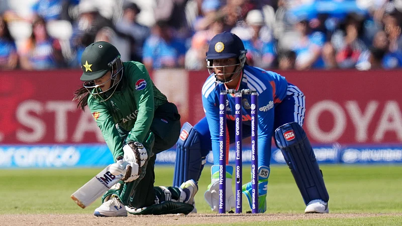 (Jacob King/PA via AP) : Pakistan's Gull Feroza batting during the ICC Women's T20 World Cup, Group 1 cricket match between India and Pakistan in Birmingham, England, Sunday, June 14, 2026.