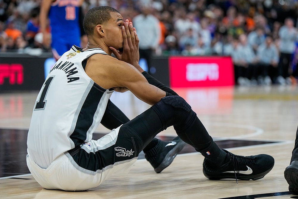 Basketball: New York Knicks vs San Antonio Spurs