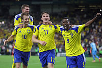 AP Photo/Sofia Yaker : Sweden's Alexander Bernhardsson, Sweden's Benjamin Nygren (10) and Sweden's Alexander Isak (9) celebrate with Sweden's Viktor Gyokeres (17) after he scored to put Sweden up, 3-1, during the World Cup Group F soccer match between Sweden and Tunisia in Guadalupe, near Monterrey, Mexico, Sunday, June 14, 2026.