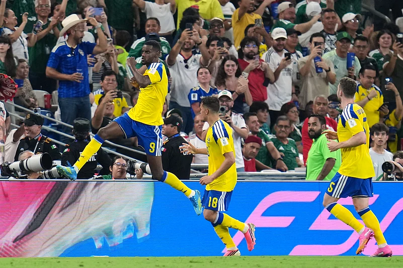 Sweden vs Tunisia FIFA World Cup 2026 Group F Alexander Isak Leaps AP Photo