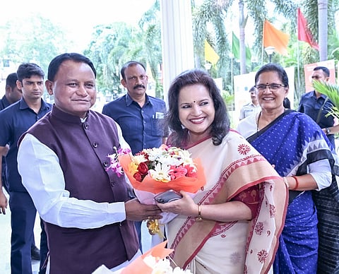 Chief Secretary Anu Garg welcomes Chief Minister Mohan Charan Majhi