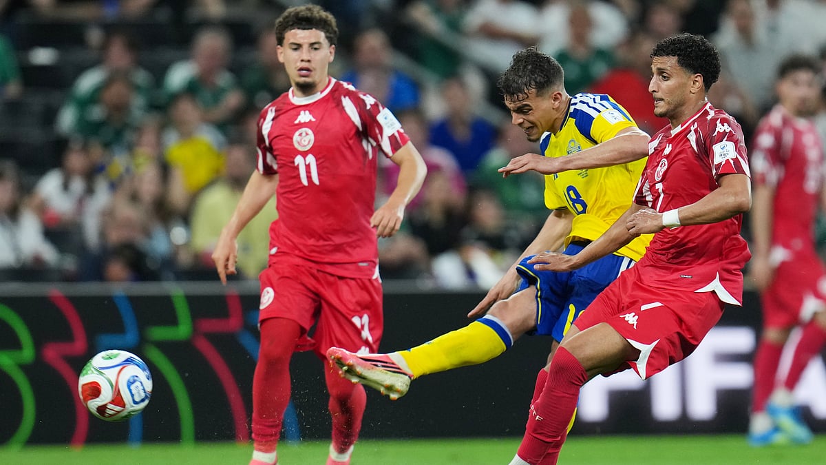 Sweden's Yasin Ayari (18) scores his team's fifth goal during the World Cup Group F soccer match between Sweden and Tunisia in Guadalupe, near Monterrey, Mexico, Sunday, June 14, 2026 - (AP Photo/Matias Delacroix)
