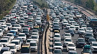 Himachal Weekend Rush: Travellers Stuck for Hours Slam Tourist Fees in 'Absence' of Traffic Management Photo: PTI; Representative Image : Himachal Weekend Rush: Travellers Stuck for Hours Slam Tourist Fees in 'Absence' of Traffic Management