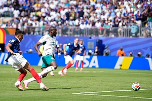AP Photo/Frank Franklin II : France's Kylian Mbappe scores the opening goal of his team during the World Cup Group I soccer match between France and Senegal in East Rutherford, N.J., near New York, Tuesday, June 16, 2026.