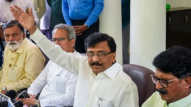 Sanjay Raut Hurls Expletives Against Rebel Shiv Sena MPs, Calls them 'Beman' - | Photo: PTI/Ravi Choudhary