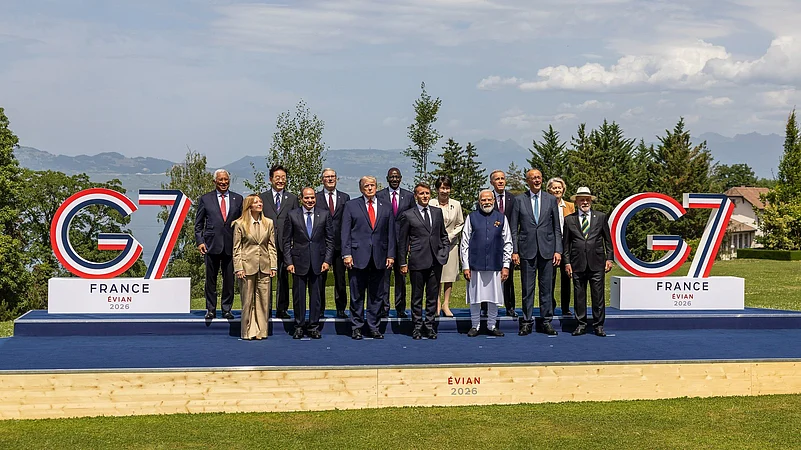 G7