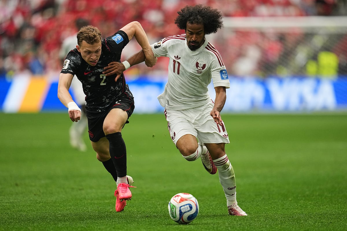 Canada vs Qatar FIFA World Cup 2026 Group B Alistair Johnston and Akram Afif AP Photo