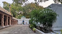 Railways Issues Notice to Vacate Mosque Near Kashi Station for Expansion; Committee Objects Railways Issues Notice to Vacate Mosque Near Kashi Station for Expansion; Committee Objects