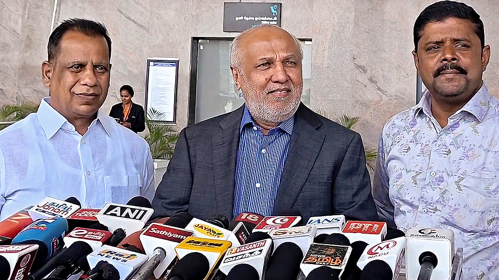 Sri Lankan MP Rauff Hakeem in India