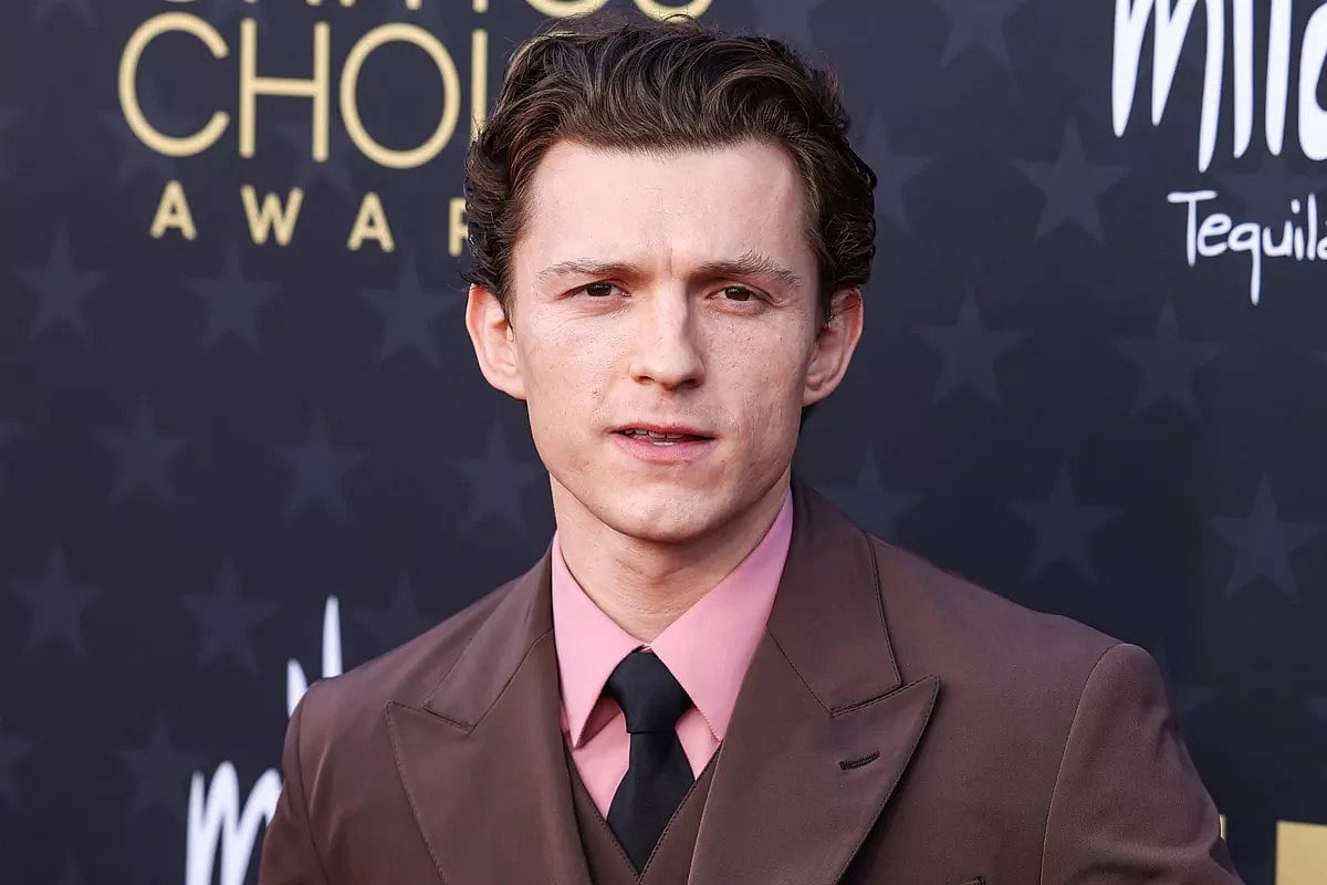 Tom Holland - X