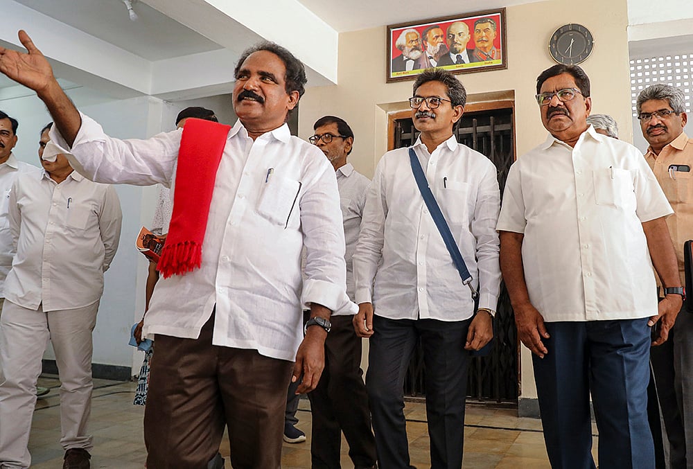 Thippiri Tirupathi addresses media