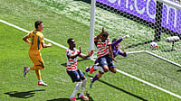 USA 2-0 Australia LIVE Score, FIFA World Cup 2026: Second Half Underway AP Photo : United States' Alex Freeman (16) heads the ball for a goal past Australia goalkeeper Patrick Beach (18) during the World Cup Group D soccer match between the United States and Australia in Seattle.