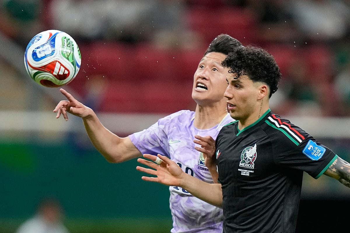 Mexico vs South Korea FIFA World Cup 2026 Lee Jae-sung and Sanchez AP Photo