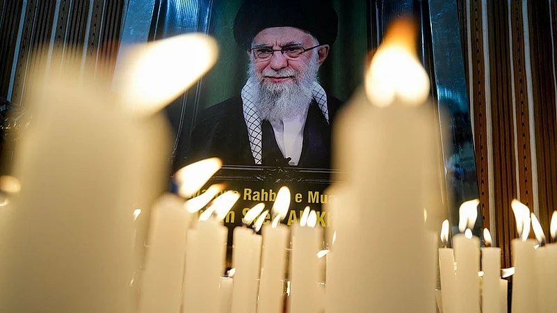 US-Iran Ayatollah Khamenei Peace deal Pak Mediation