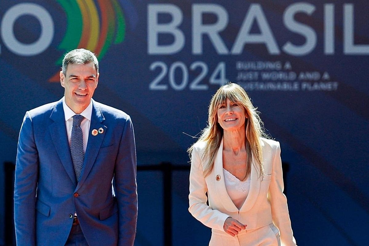Spanish PM’s Wife Must Stand Trial On Corruption Charges - null