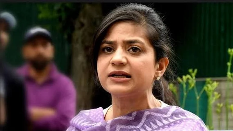 'Institutionalized Corruption': PDP Attacks NC Govt Over Pacemaker Scam - null