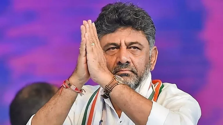 CM Shivakumar Announces One More Karnataka Bhavan in Delhi for Civil Services Aspirants - null