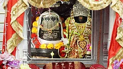 Over 9,000 Pilgrims Leave from Jammu for Kheer Bhawani Mela - null