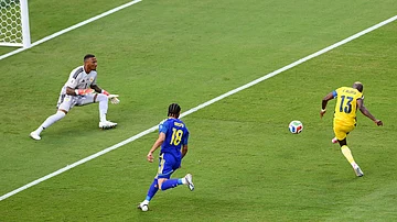 AP Photo/Charlie Riedel : Ecuador Vs Curacao: Eloy Room’s Record-Equalling Saves Earn Blue Wave Historic FIFA World Cup 2026 Point.