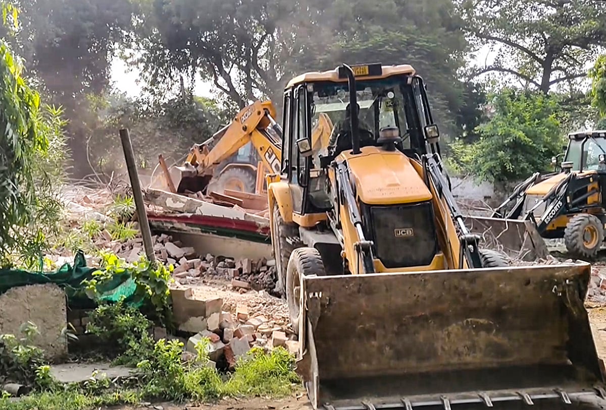Demolition drive in Sitapur