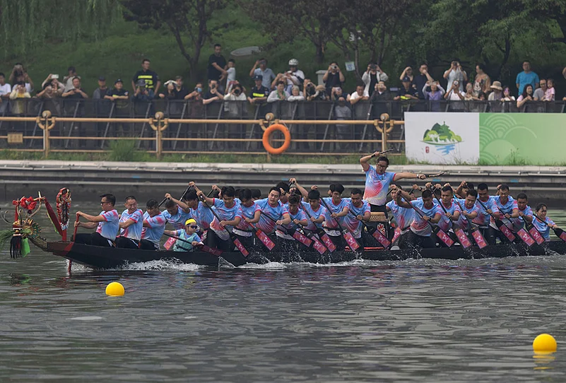 China traditional Dragon Boat Festival photos-