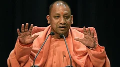 SP, Congress Gave Bundelkhand Dacoits; BJP Brought Jobs and Defence Corridor: Adityanath - null
