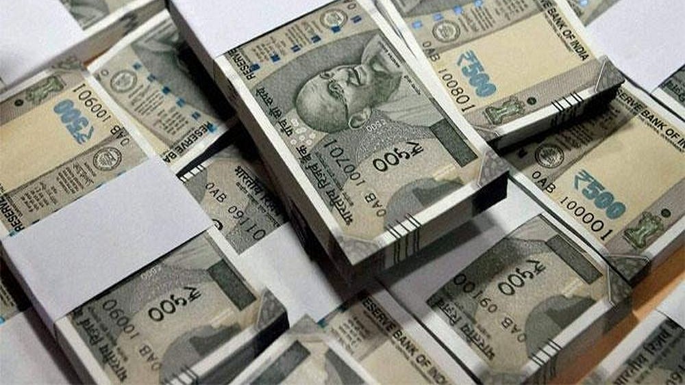 Hydroponic Weed Worth Rs 4.83 Crore Seized at Delhi Airport; Passenger Arrested - null