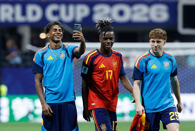 Saudi Arabia vs Spain World Cup Soccer