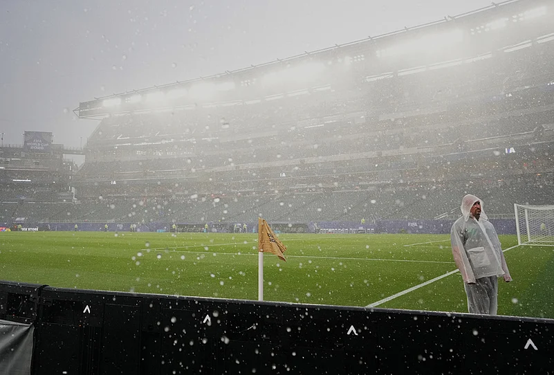 Iraq vs France FIFA world cup 2026 match Philadelphia Severe Weather Play Stoppage highlights-