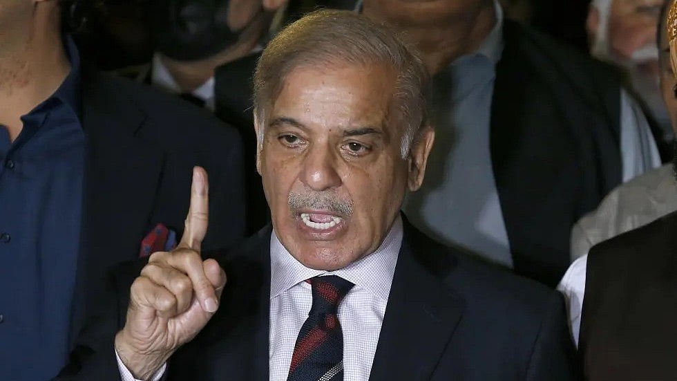 Pak PM Praises Trump Iran Leaders For Signing Peace Memorandum; Says Hormuz Will Reopen Instantly - AP